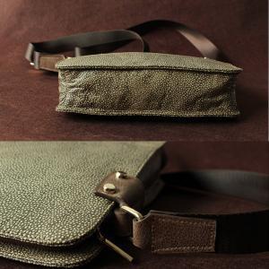 Genuine leather shoulder bag / Leat..