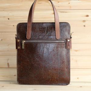 Genuine Leather bag in Brown / men ..