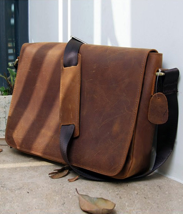 Rugged Genuine Messenger Bag - Leather Briefcase- Leather Laptop - Men's Bag in Brown--T70
