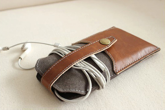 iPhone Leather Felt Wallet / Hand-Stitched Felt Phone Purse / Phone case / iPhone Cover / For iPhone4/5 - T50