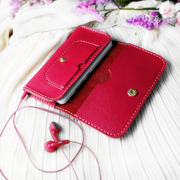 Handmade Genuine Leather wallet in Rose Red / womens wallet / iphone Wallet / phone case / iphone4s 5 / leather case / For Her / gift