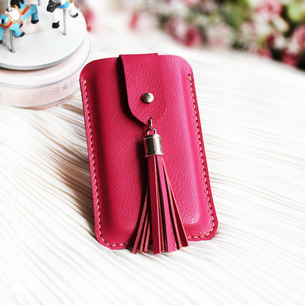 Handmade Genuine Leather Phone Case In Rose Red/ Wallet / Sister / Iphone5 / Iphone4s / Leather Case / Travel / Women / For Her