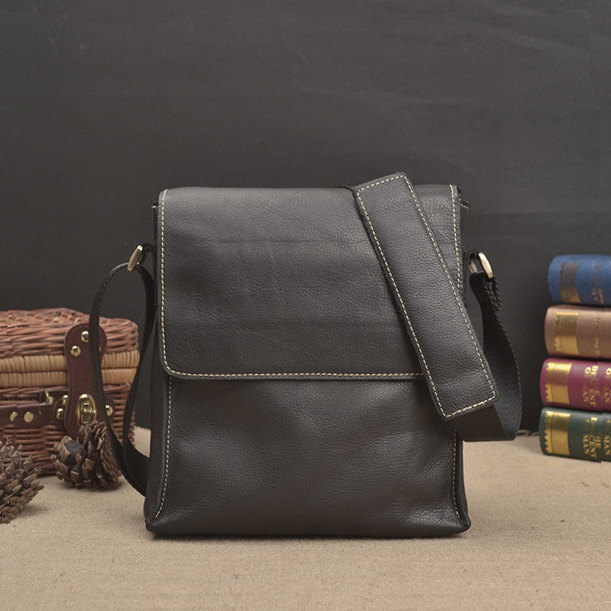 Cowhide Men's Shoulder Bag - Messenger Bag - Leather Briefcase - Laptop - Crossbody Bag--t047