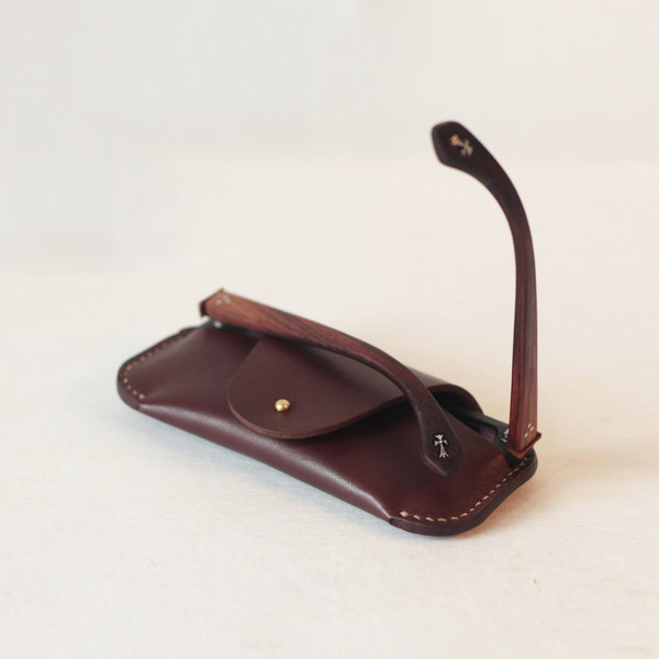 Sunglasses case, a specs case made from leather